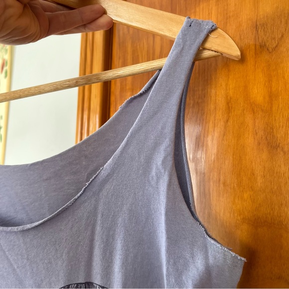 Collectible Coachella 2007 official tank - modified - Picture 4 of 4